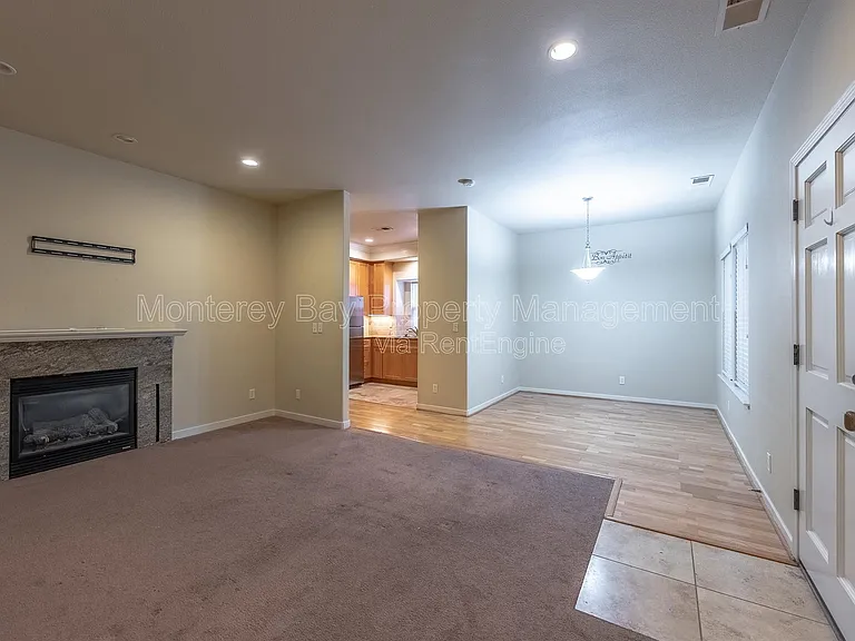 594 Lopez Ave — Photo 10