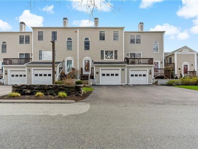 413 N Ln, Bristol, RI, 02809