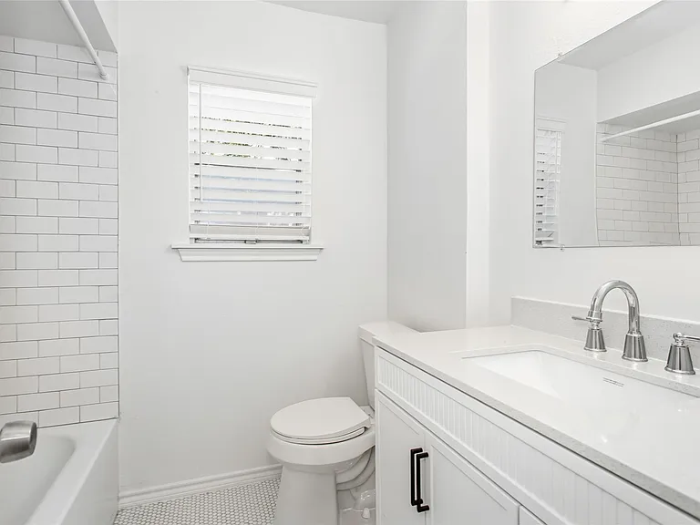 11050 Wyatt St — Photo 18