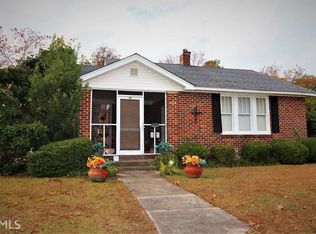 144 Myrtle St, Elberton, GA 30635