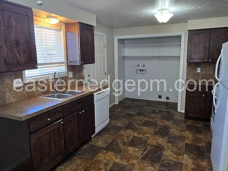 426 NW 9th St #538 — Photo 16