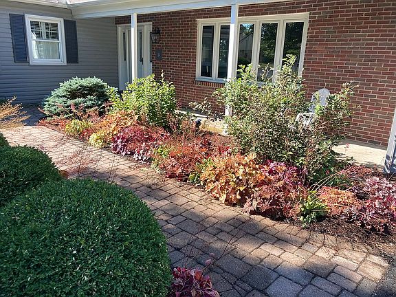 Entry path 