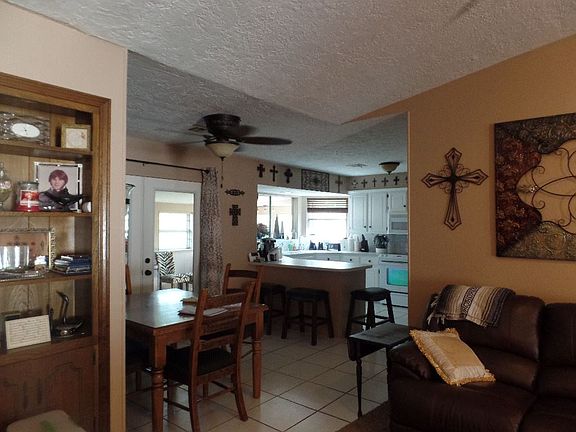5th image of 7209 NW Sprucewood Dr