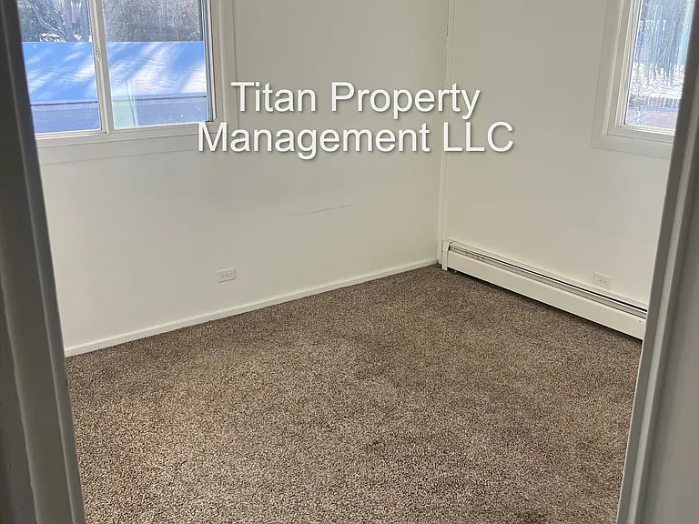259 Percy Ave — Photo 7