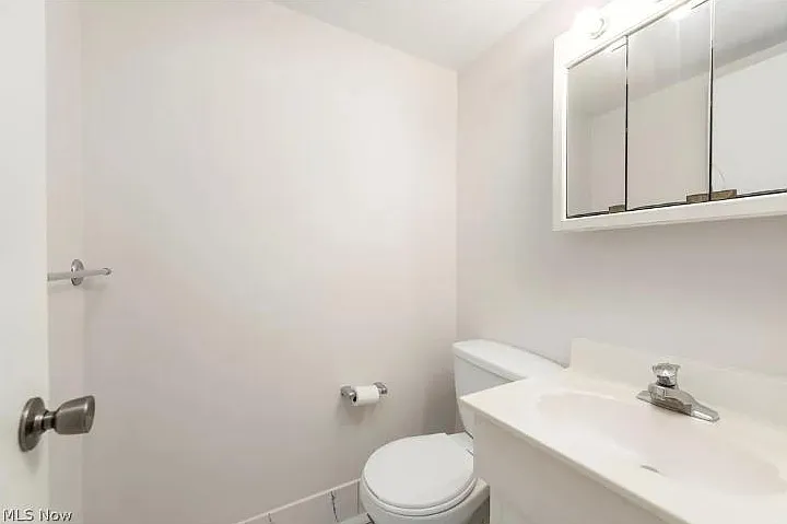 4787 Columbia Rd #204 — Photo 16