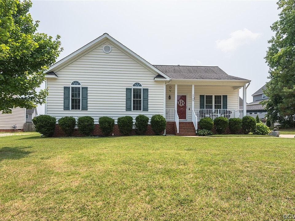 1st image of 1729 Leslie Ln