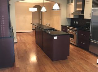 807 S Clinton St, Baltimore, MD 21224