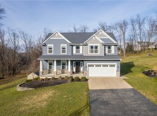 104 Veshio Dr, Sewickley, PA 15143