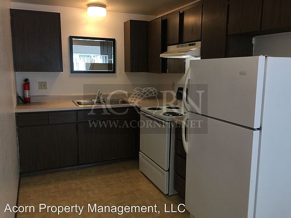 5th image of 518 W Oregon Ave APT 2
