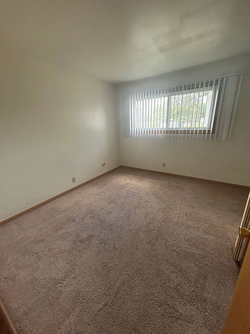One and Two Bedroom Units located at 507 Grand Ave in Rothschild — Photo 4