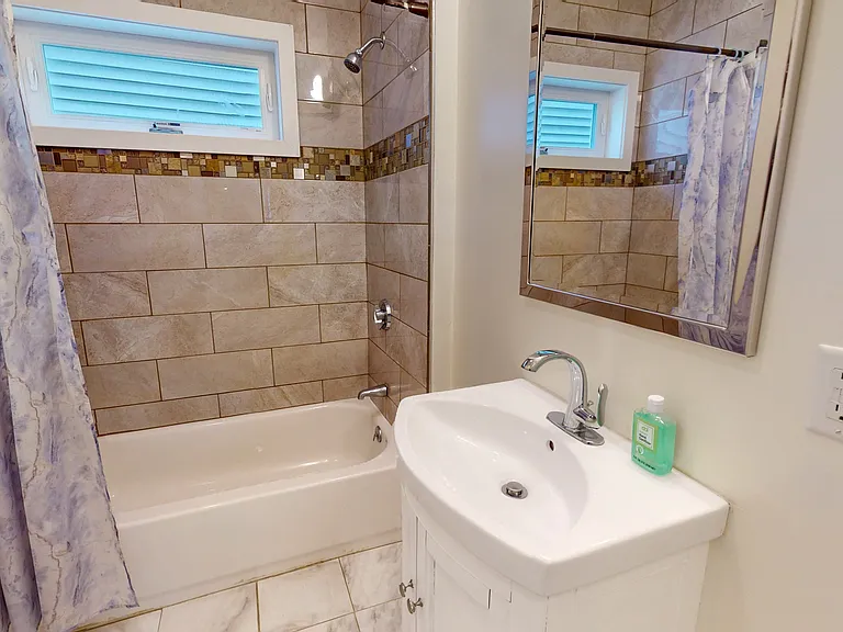 679 Winchester Ave #2 — Photo 11