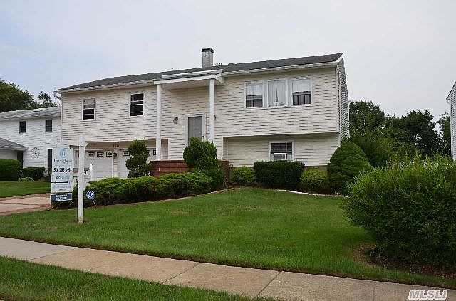 1st image of 256 N Hawthorne St