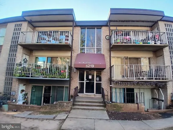 5219 Newton St APT T-3, Bladensburg, MD 20710