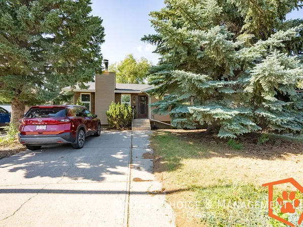 62A Oxford Rd W, Lethbridge, AB T1K 4V5