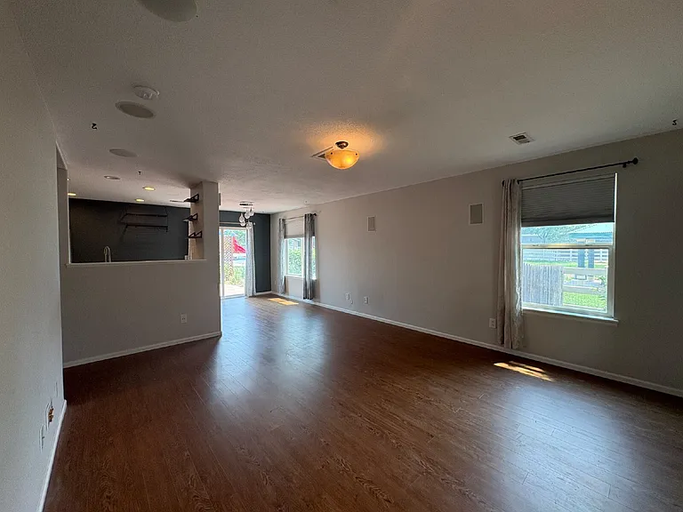 10652 Forester Pl — Photo 8