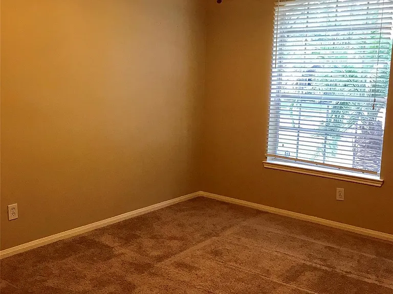 10718 Lonesome Dove Trl — Photo 9