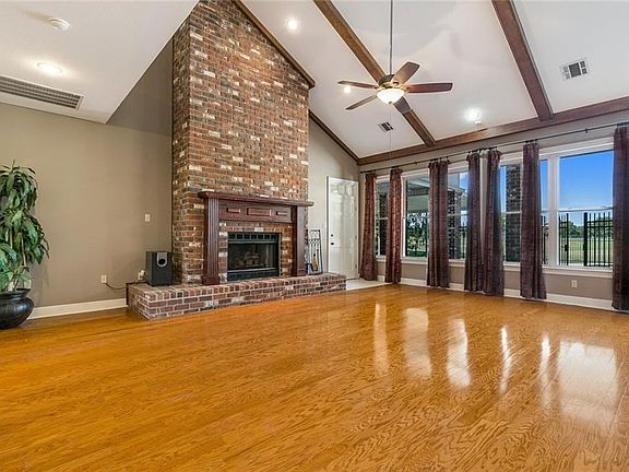 5th image of 2111 Ormond Blvd
