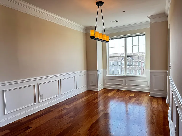 9204 Charleston Dr #303 — Photo 18