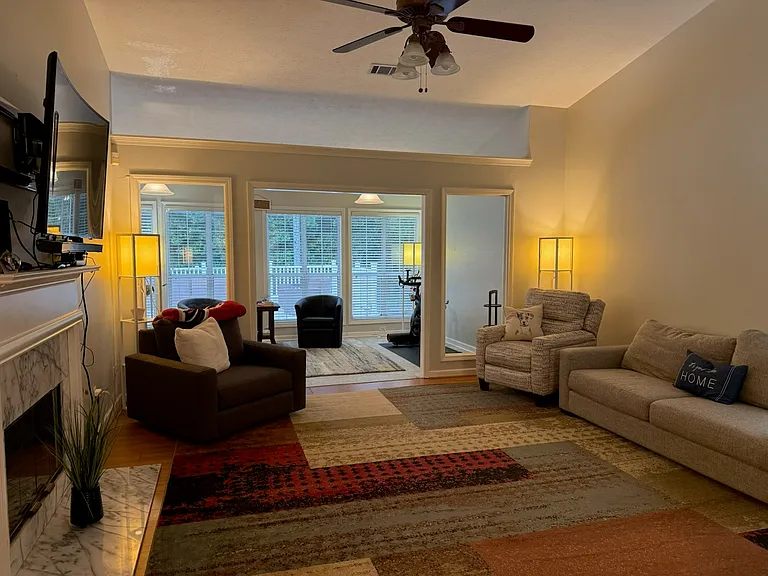 2920 Dogwood Creek Pkwy — Photo 3