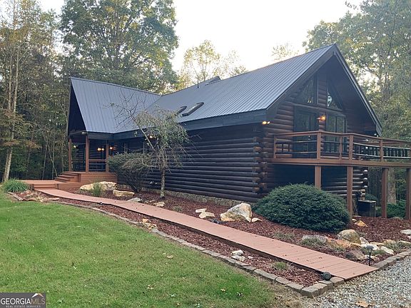 2nd image of 11 Foxfire Rd