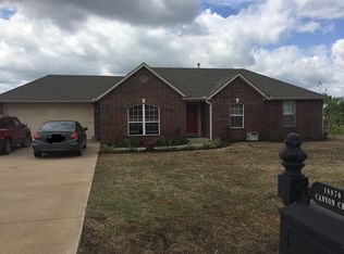 6839 Ridgewood Dr, Pinson, AL 35126