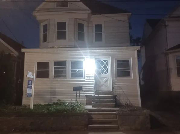 825 Bradt St, Schenectady, NY 12306