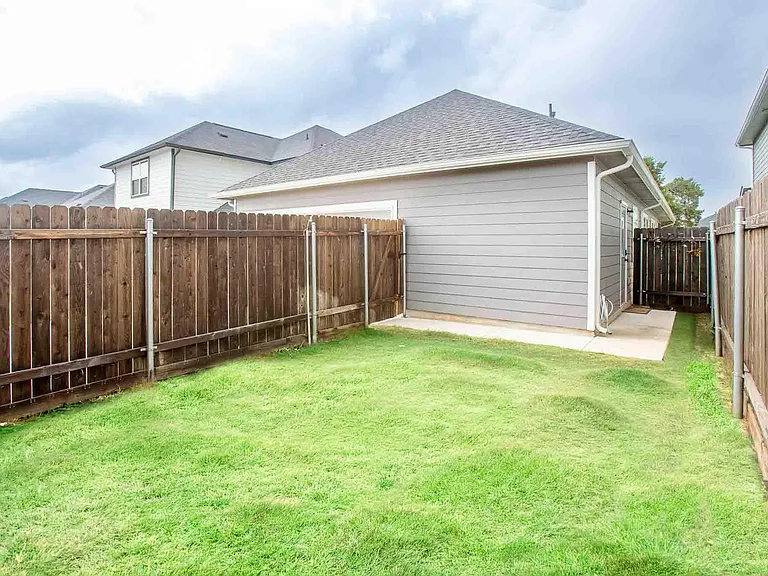 364 Kenai Dr — Photo 12
