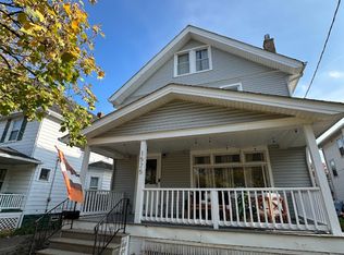1525 Winton Ave, Lakewood, OH 44107