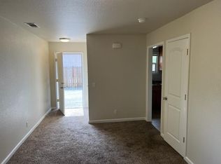 1243 P St #C, Newman, CA 95360