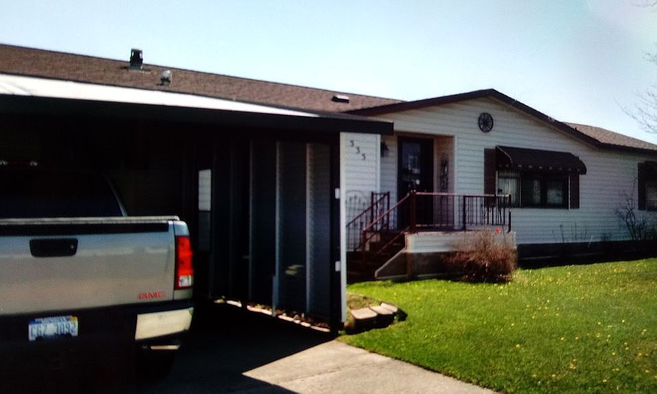 2nd image of 535 Selkirk Dr