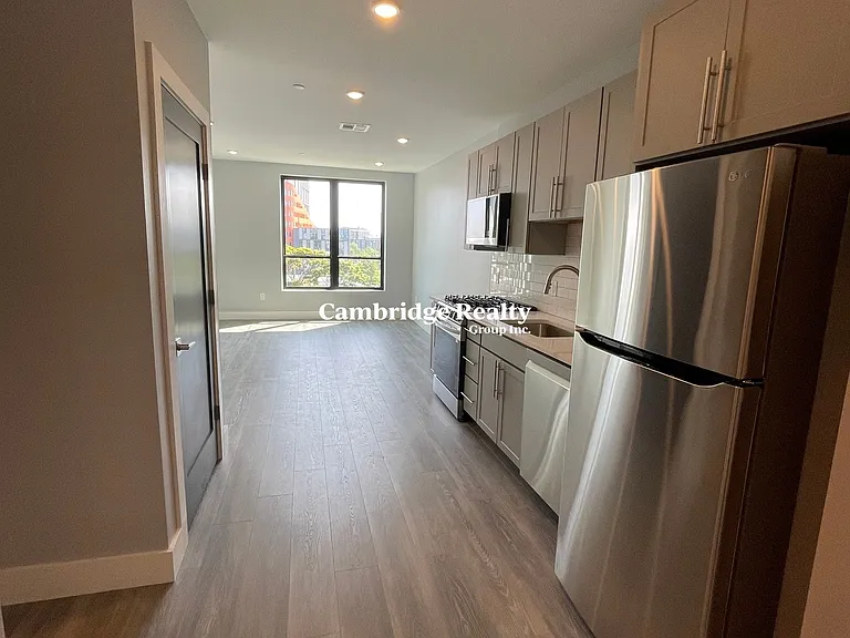 365 Western Ave #604T — Photo 4