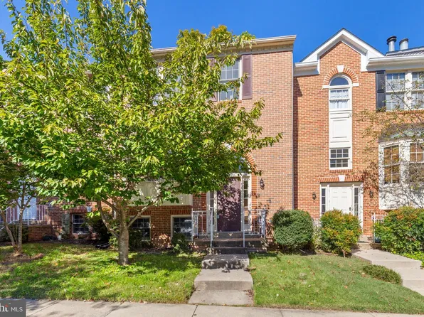 12143 Abbey Glen Ct, Woodbridge, VA 22192