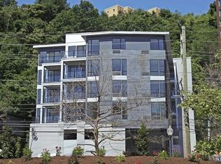 8621 River Rd #3A, North Bergen, NJ 07047