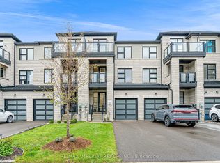 242 Vermont Ave, Newmarket, ON L3X0M6