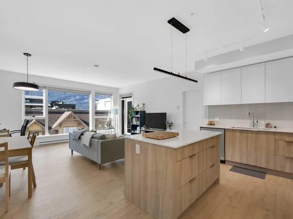 1365 Victoria St #607, Squamish, BC V8B 0P7