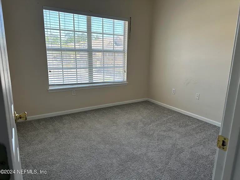 9740 Summer Grove Way W — Photo 12