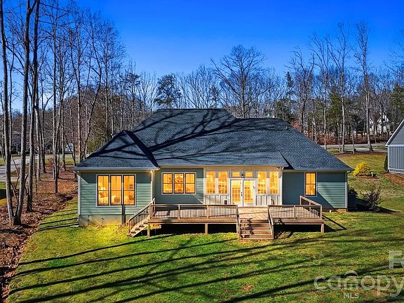 2nd image of 2586 Lee Lawing Rd