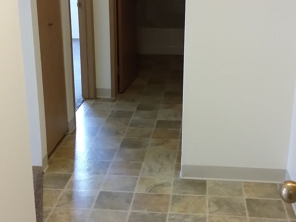 1st image of 1800 N 107th St APT 305F