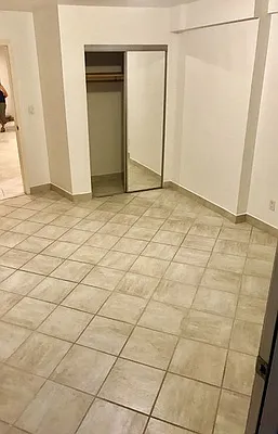 Rented by Voro, LLC | media 37