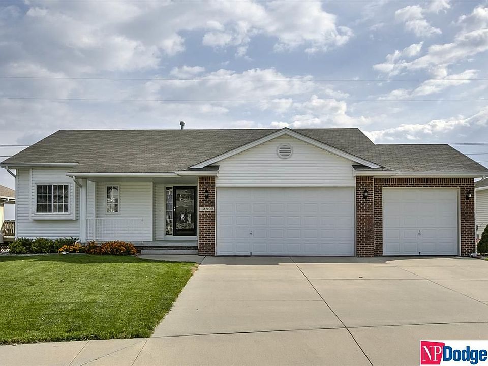 1st image of 13605 S 41st Cir