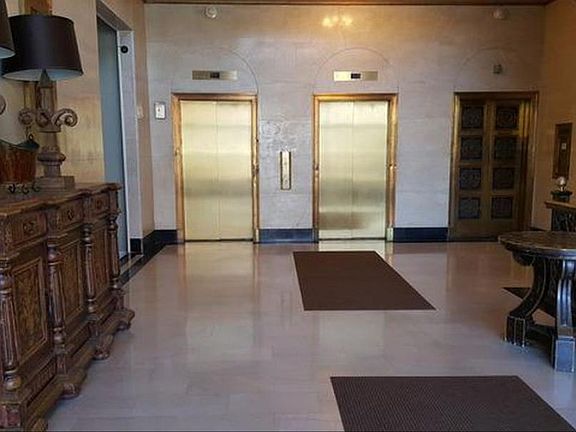 2nd image of 1791 W Howard St Unit 303