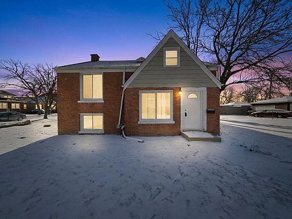 2nd image of 800 S 21st Ave
