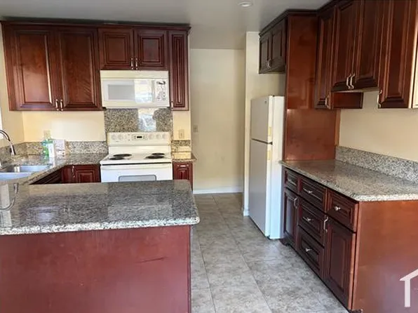 5503 Adobe Falls Rd Unit 4, San Diego, CA 92120