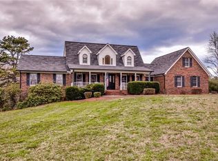 185 Spring Meadows Ln, Statesville, NC 28677
