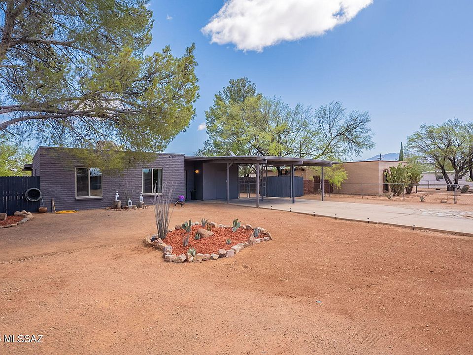 1st image of 4760 W De La Canoa Dr