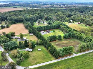 390 Swope Rd, Bethel, PA 19507