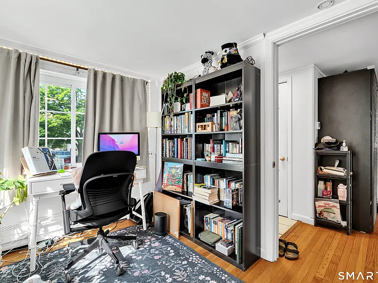 31 Clark St — Photo 4