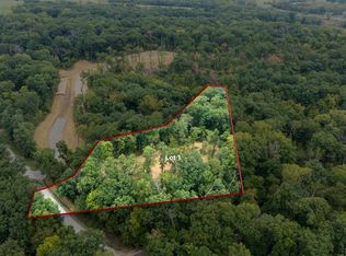 Seneca Rd NW, Swisher, IA 52338