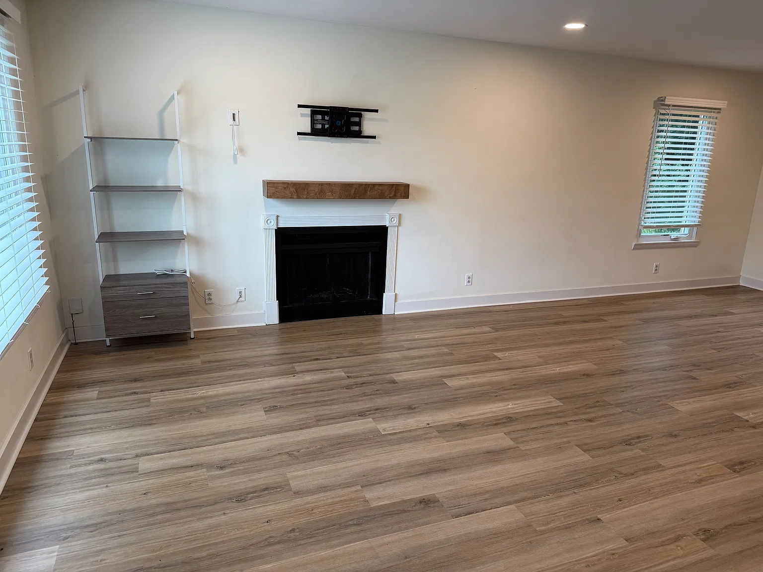 2 bed, 2.5 bath, 1330 sqft, $2,195 — Photo 4