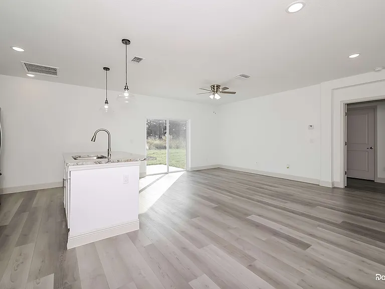 1637 Sail Dr — Photo 8